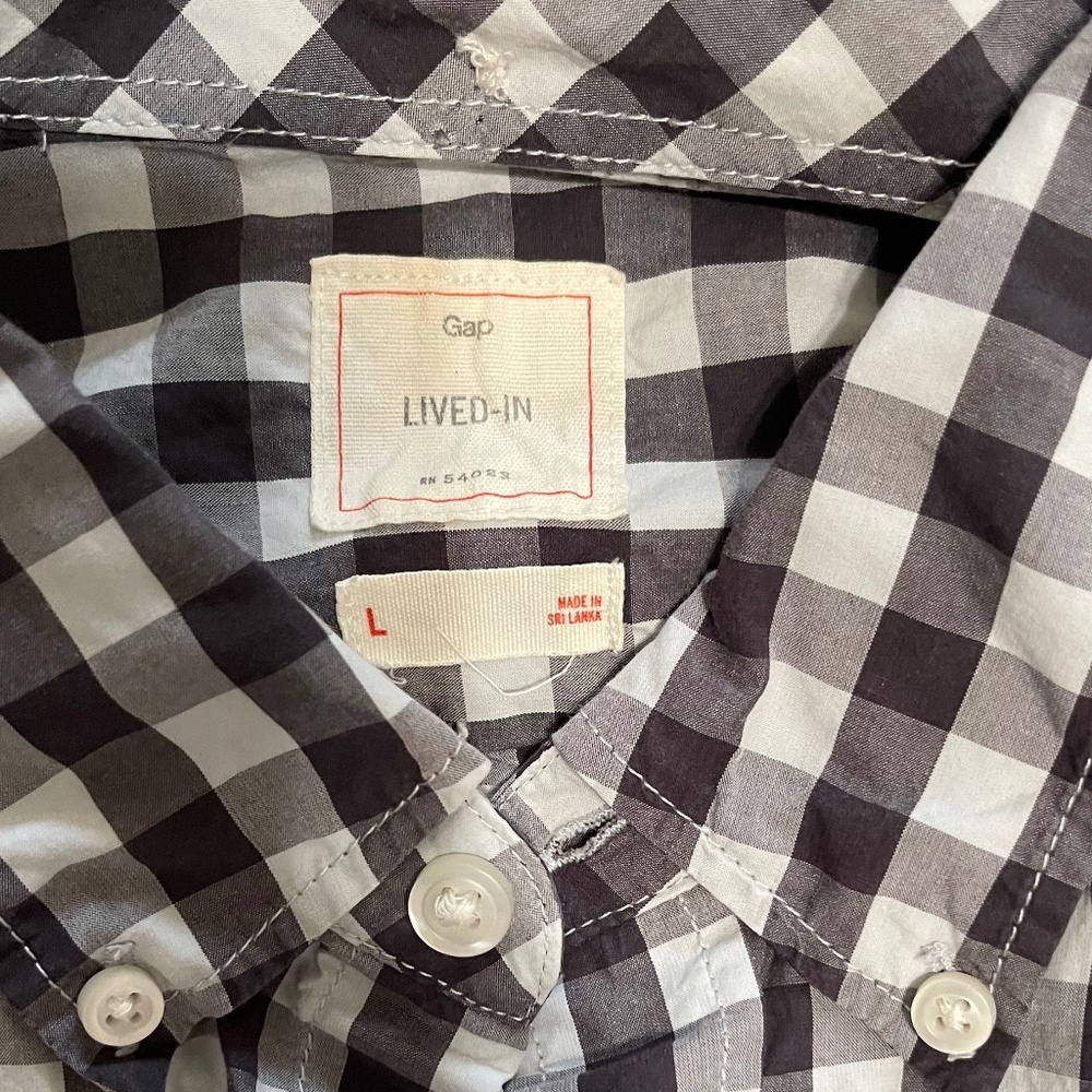 Gap Button Up shirt‎ - Picture 4 of 6